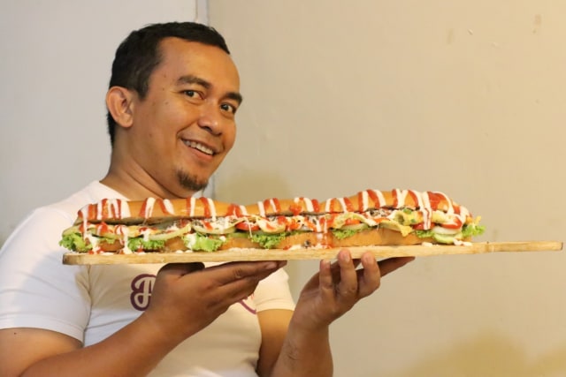 Berawal dari PKM, Saat Ini Tomy Man Miliki 200 Cabang Tom Burger