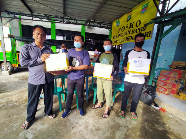 TDA Bekasi Salurkan Bantuan untuk Korban Banjir