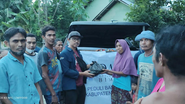 TDA Bima Salurkan Bantuan untuk Korban Bencana Banjir Bandang di Dompu dan Bima