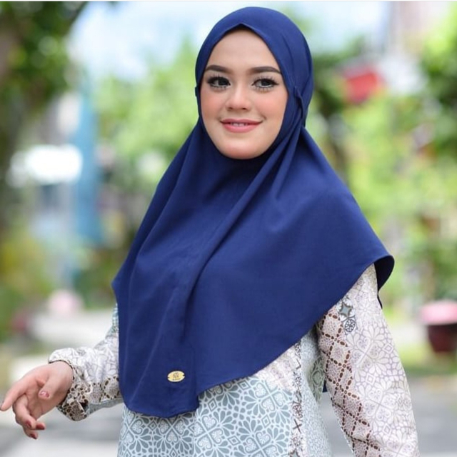Pandemi Corona Tak Halangi Nora Mayasari Mendirikan Rianora Moslem Wear