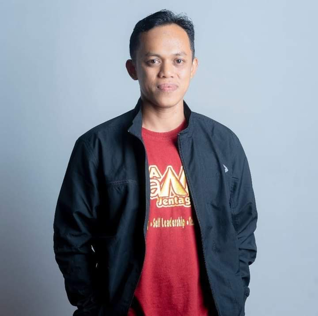 Berawal dari Hobi Desain, Kini Rijal Syah Jadi Pengusaha Konveksi