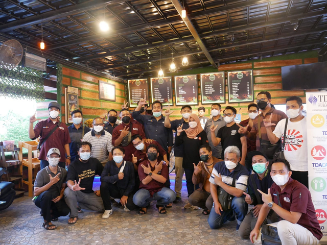 TDA Surabaya Adakan Kegiatan Cangkruk Online Bahas Multi-Brand Success Story