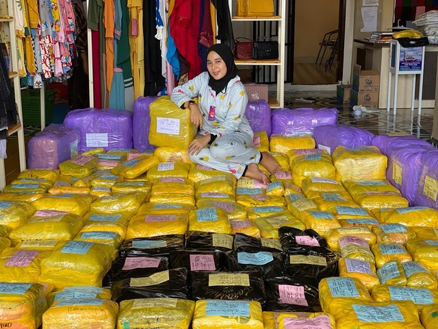 Berawal Dropshiper, Kini Bisnis Fashion dengan Brand Faradiba by Nurfadhila Naz