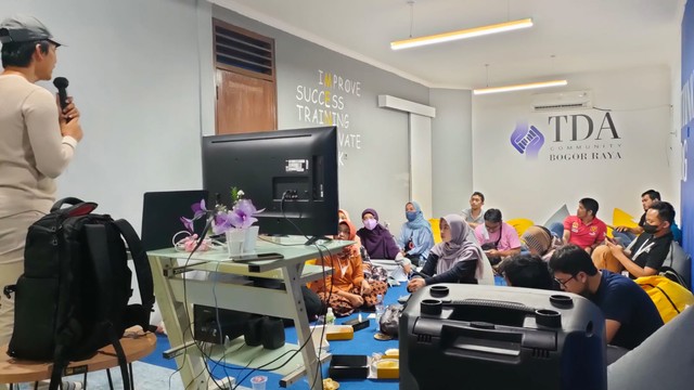 Tingkatkan Ilmu Bisnis Pengurus TDA Bogor Raya Adakan Seminar Mini