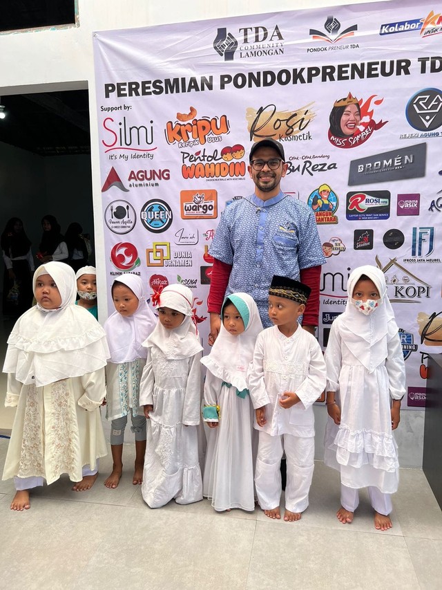 Presiden TDA 7.0 Resmikan Pondokpreneur dan TDA Center Lamongan