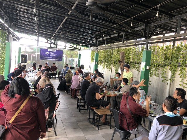 Perluas Wawasan bisnis TDA Cangkruk Surabaya Usung Tema Triple Insight