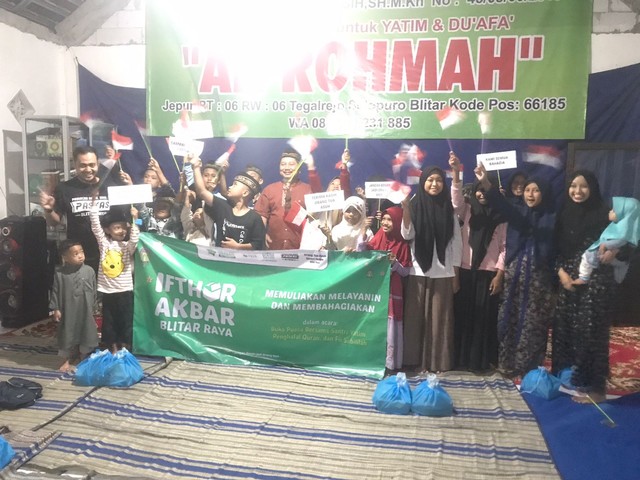 Komunitas TDA Peduli Blitar, Gelar Iftar Akbar dan Infak Beras ke Yatim Piatu