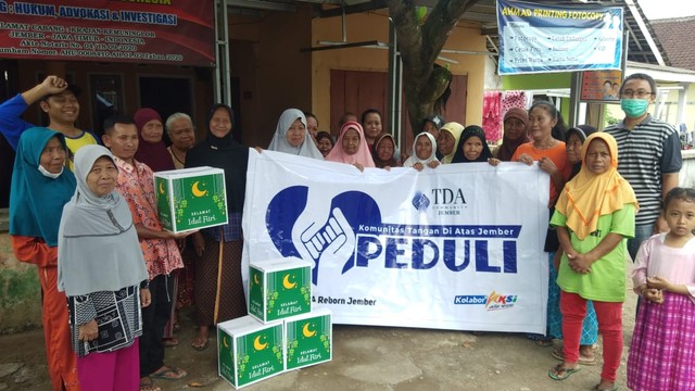 Komunitas TDA Jember Salurkan Bantuan pada Masyarakat di Pelosok Desa