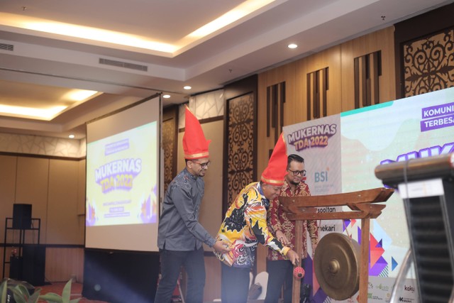 Komunitas Tangan Di Atas Helat Mukernas dan Resmikan Gerakan TDA Digdaya