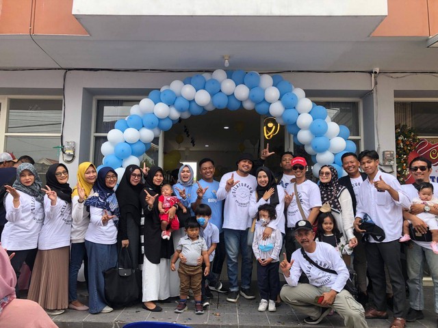 Kembangkan Bisnis, Lusi Andriani Anggota TDA Gresik Grand Opening Toko Baby Rich