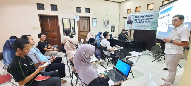 TDA Depok Gelar Kelas Strategi Pemasaran Google Ads