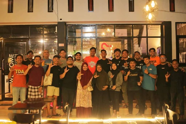 TDA Wajo Langsungkan Kopdar dan Sharing Bisnis dengan Wapres TDA Pusat