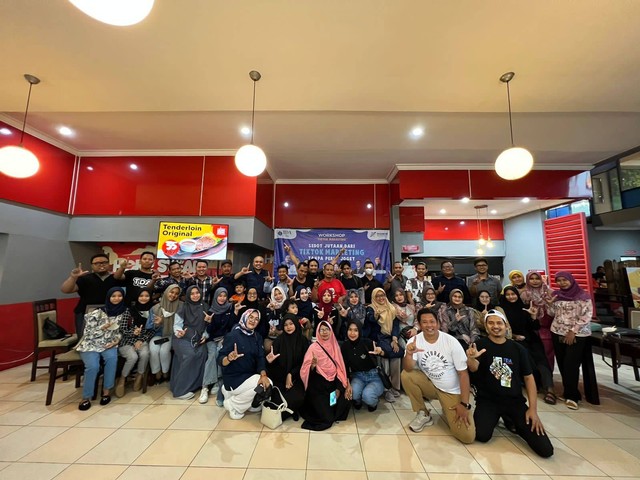 Sedot Jutaan Rupiah,  TDA Gresik Selenggarakan Workshop Digital Marketing