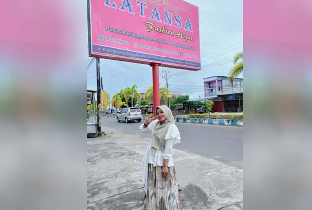 Liana Mayang Sari Owner Latansa Hijab Manfaatkan Sosmed Perluas Penjualan