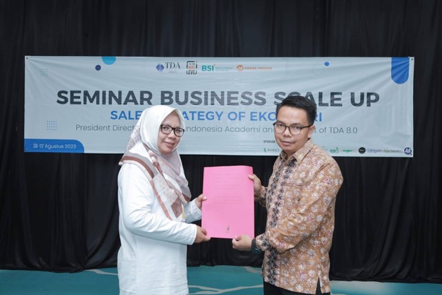 Serah Terima Amanah TDA Serang Raya 8.0 Mengusung Tema To The Next Level