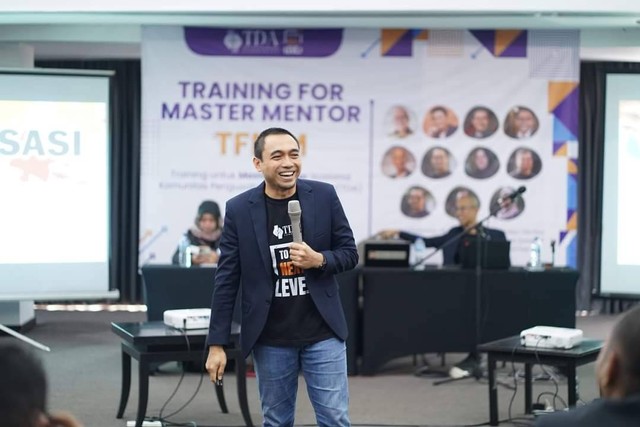 TDA Pusat Helat Training For Master Mentor