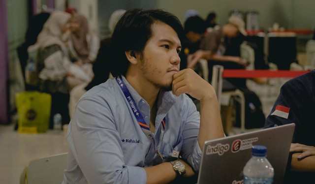 Sultan Nur Hidayatullah Muda, Berwirausaha dan Menginspirasi Kelautan Indonesia