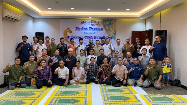 Guna Tingkatkan Networking, TDA Solo Raya Helat Buka Bersama dan Soft Opening KMB