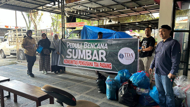 TDA Padang Adakan Aksi Peduli Bencana Banjir di Sumatera Barat