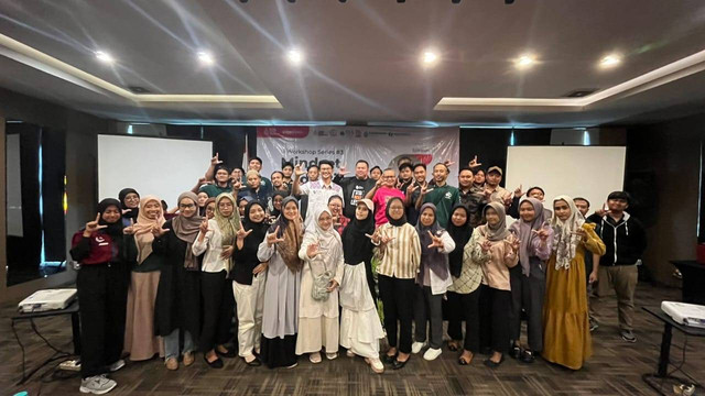 TDA Kediri dan Smartfren Community Helat Workshop Inspiratif