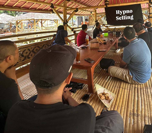 TDA Jember Langsungkan Business Connect HypnoSelling di Era Digital