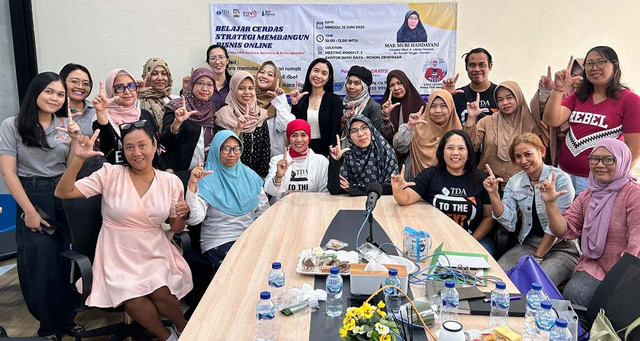 TDA Denpasar dan Bank Raya Helat Seminar Bisnis Online Bareng Mak Muri Handayani
