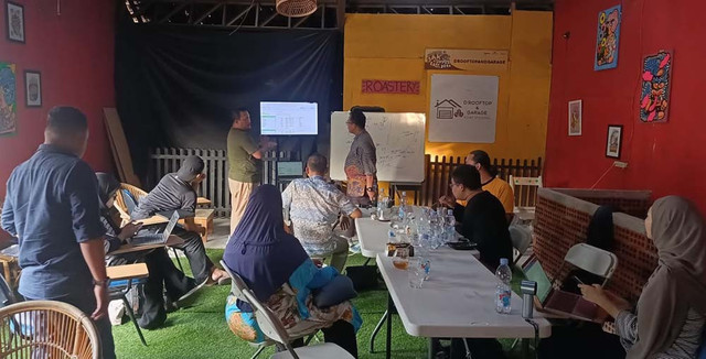 KMB TDA Jakarta Timur: Strategi Susun Final Project UMKM bersama Tri Mulyana