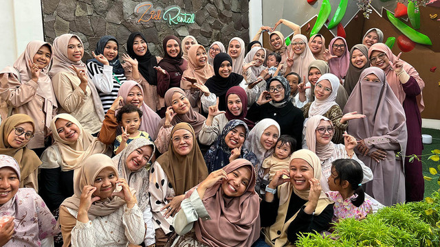 TDA Perempuan Malang Selenggarakan Rujakan untuk Bangun Semangat Mompreneur Tanpa Anggaran