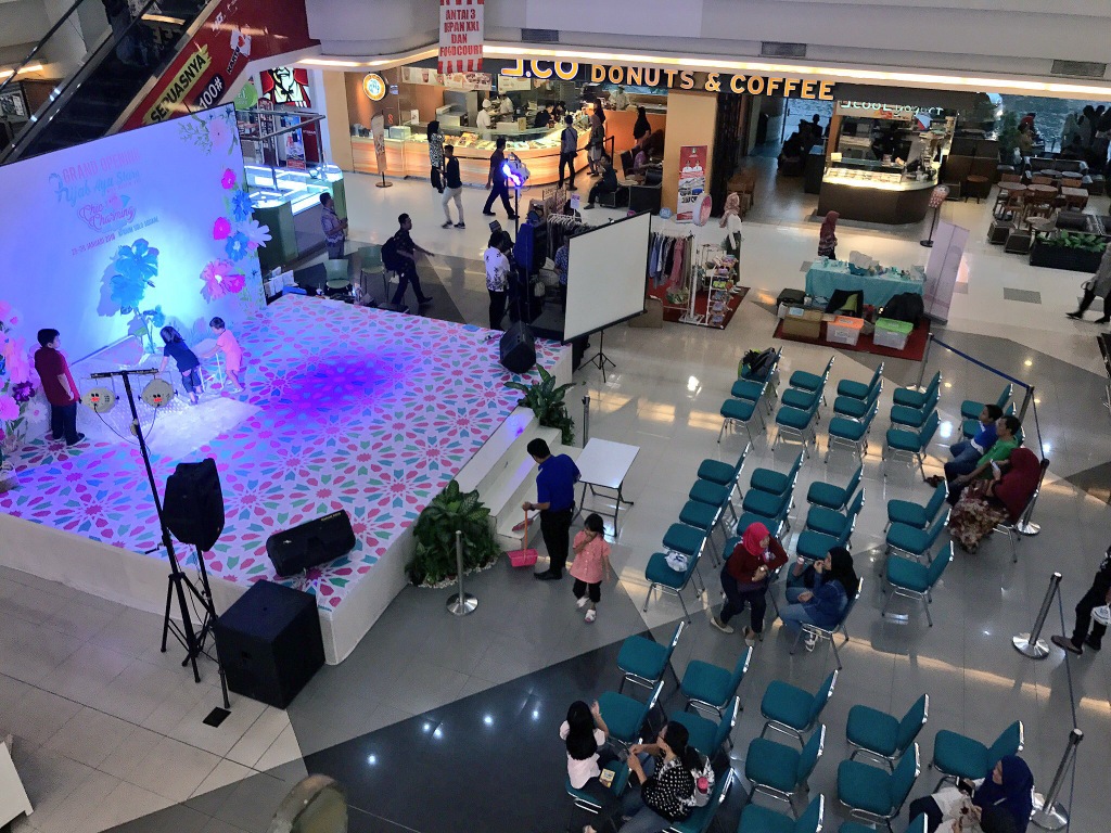 Cara Buka Gerai di Mall