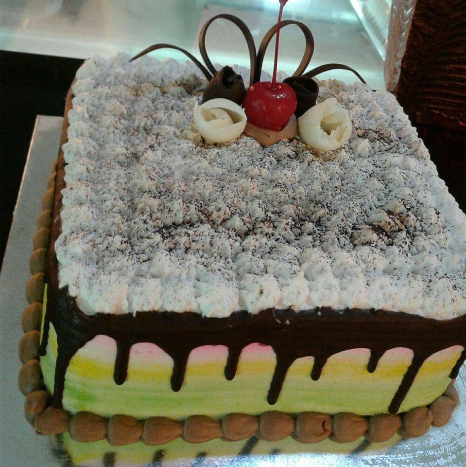 KUE Kisah Usaha Emak-emak