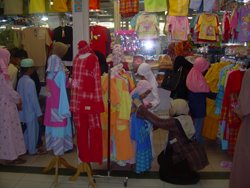 Berbagi Keceriaan Bersama Anak-anak Yatim Part II