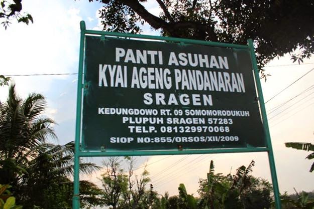 Berbagi dan Buka Bersama di Ponpes Sragen