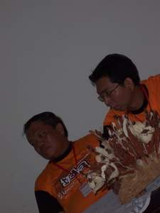 Foto Kunjungan Komunitas TDA di UKM Bandung, 11 Maret 2006 (1)