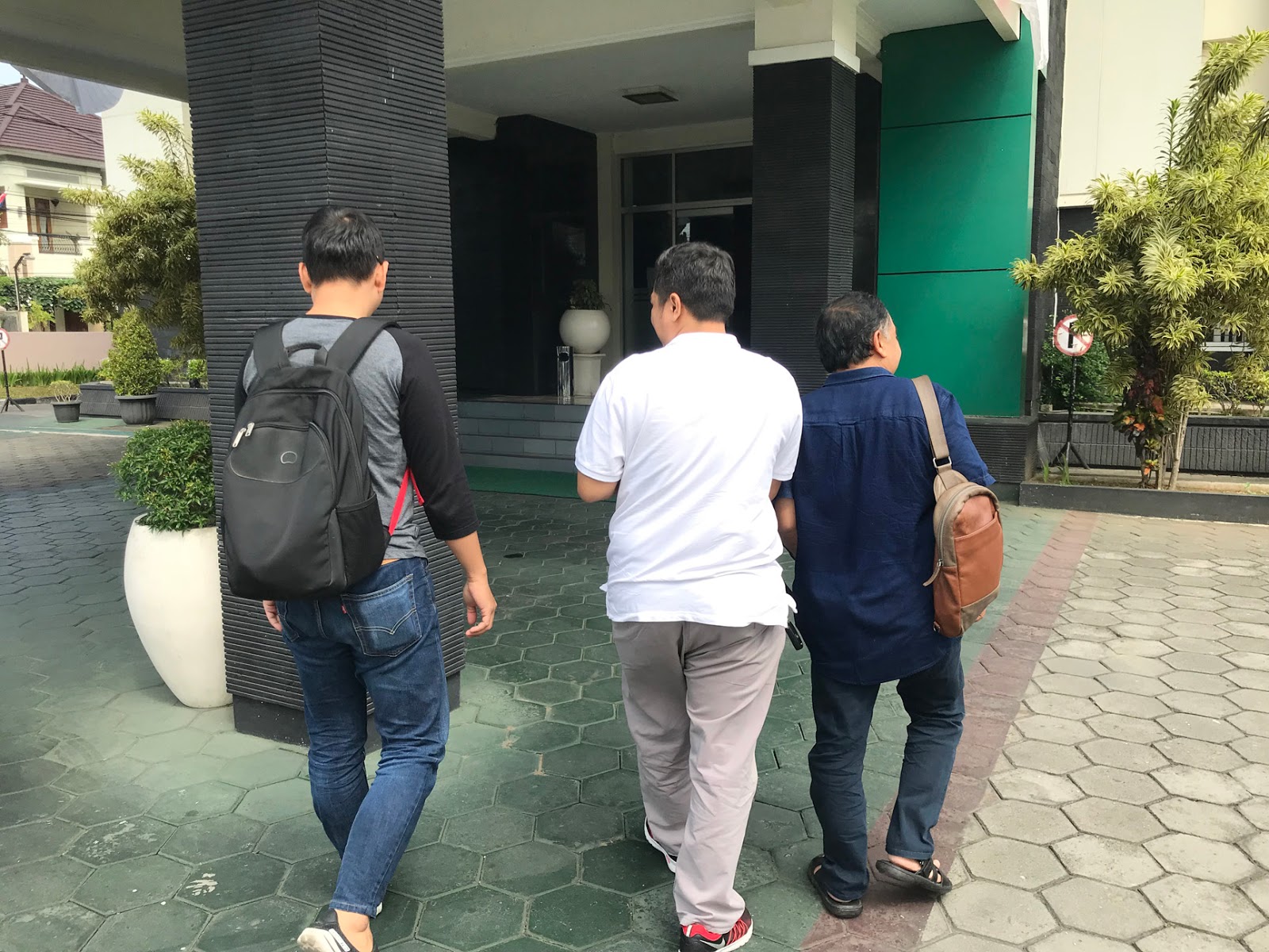 UKM Melek Merk