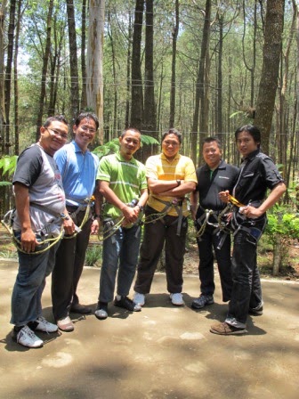 KMB 1 TDA Solo mendaki Lawu