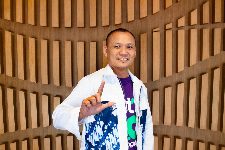 Litar Suryadi